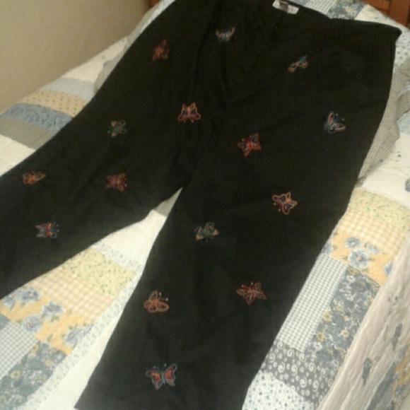 Capris - Picture 2 of 6